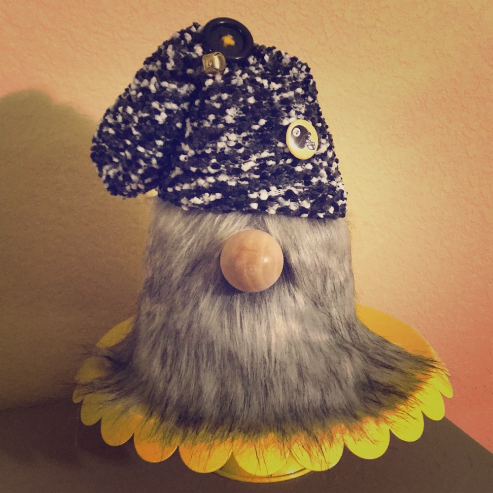 Gnome Steelers Theme